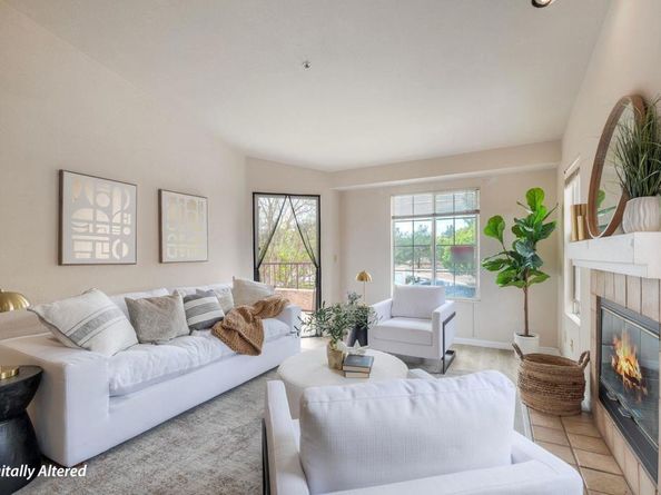 18674 Caminito Cantilena 242, San Diego CA 92128