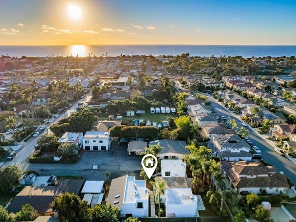 250 258 Hillcrest Drive, Encinitas CA 92024