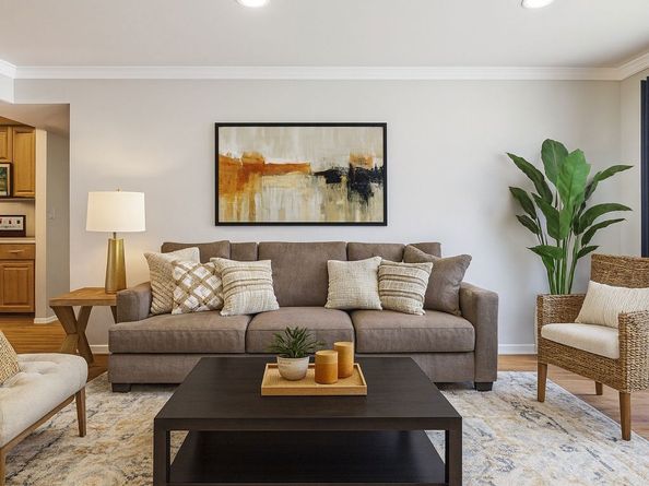 5257 Radford Avenue 212, Valley Village CA 91607