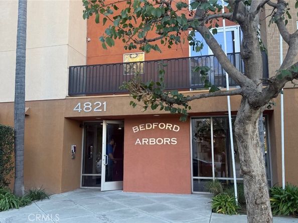 4821 Bakman Avenue 206, North Hollywood CA 91606