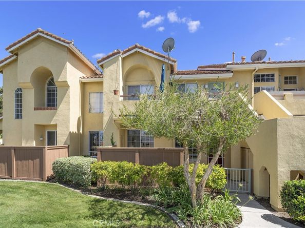 69 Alicante Aisle, Irvine CA 92614