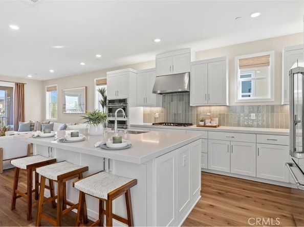 713 Sonia, Irvine CA 92618