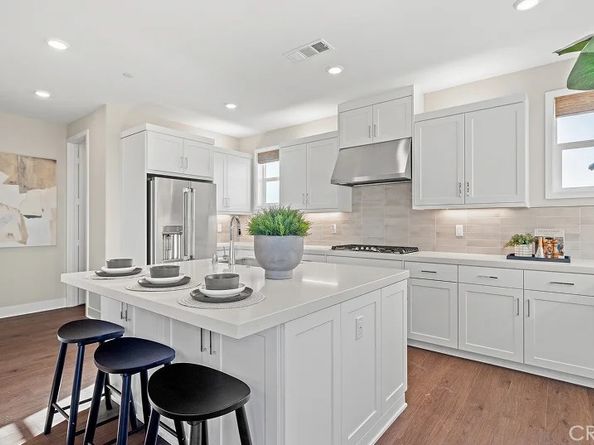 920 Chinon, Irvine CA 92618