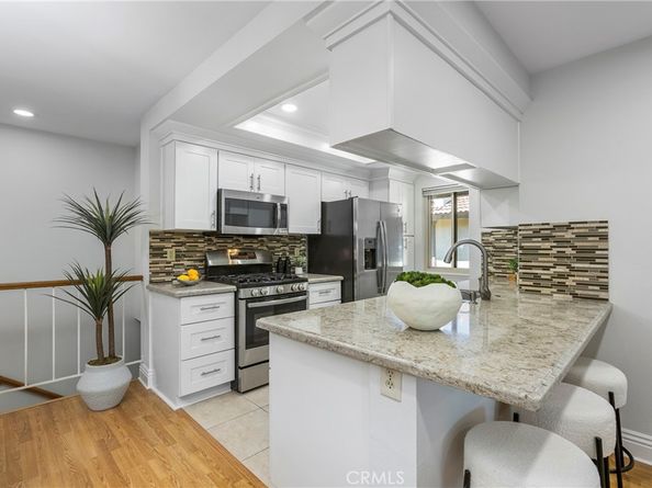 25183 Oak Canyon, Lake Forest CA 92630