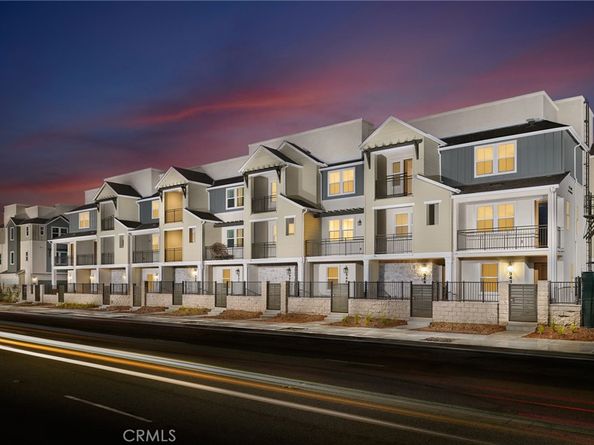 969 W Dhalia Street, Compton CA 90220