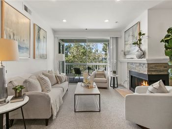 20331 Bluffside Circle