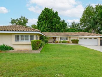 1013 S Magnolia