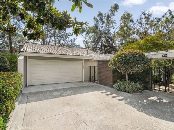 1 Misty Meadow #30, Irvine CA 92612