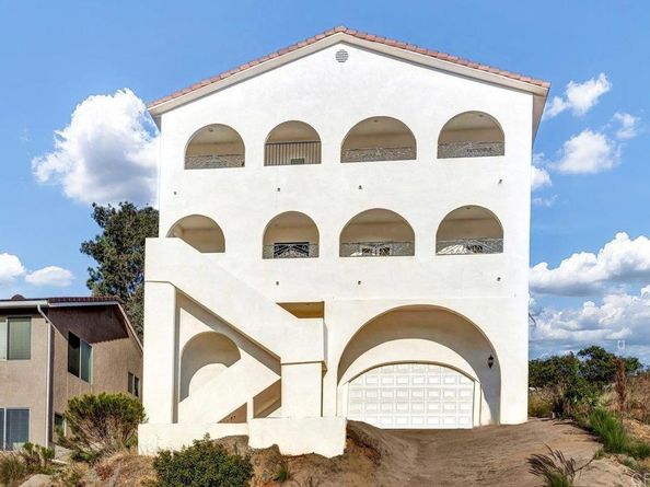 1621 Coronado Ave, Spring Valley CA 91977