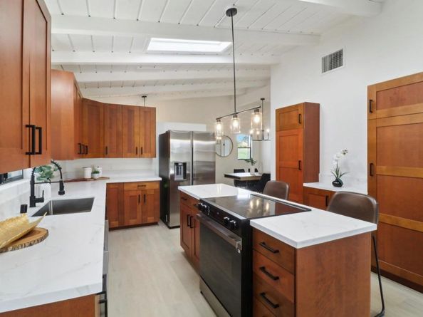 5725 Mildred Street, San Diego CA 92110