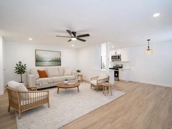 1306 W San Ysidro Boulevard