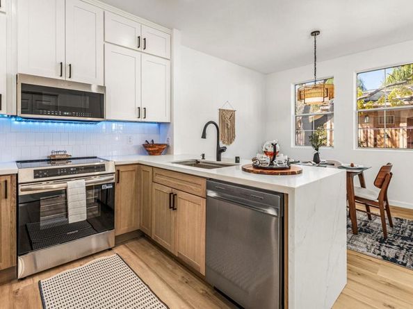 18660 Caminito Cantilena 259, San Diego CA 92128