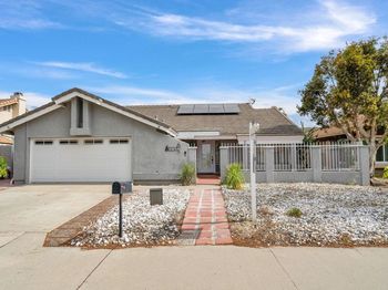 1041 Paseo Del Norte