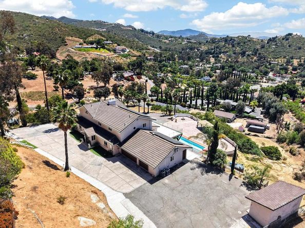1710 Lotus Lane, El Cajon CA 92021