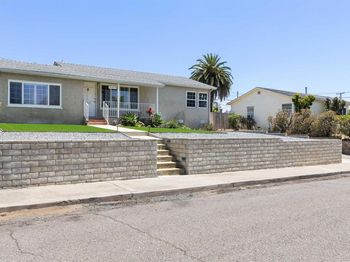 2319 Charles Way