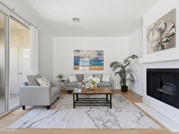 8646 New Salem