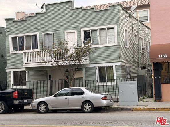 1137 S Union Avenue, Los Angeles CA 90015