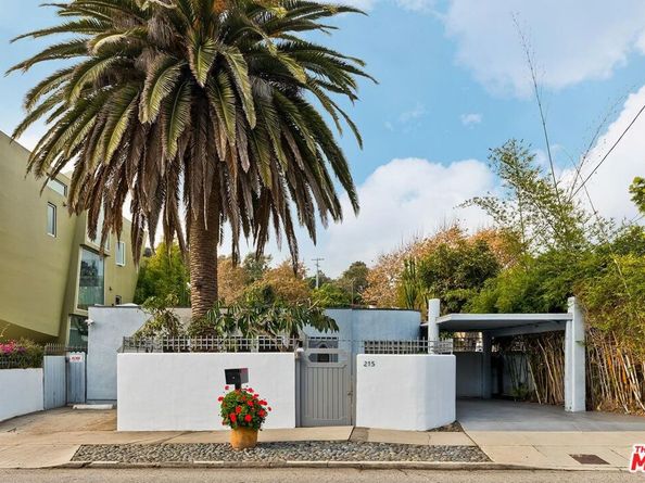 215 Entrada Drive, Santa Monica CA 90402