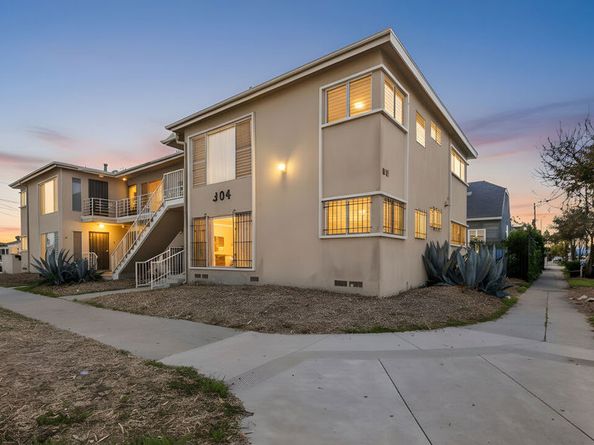 304 E 95th Street, Los Angeles CA 90003