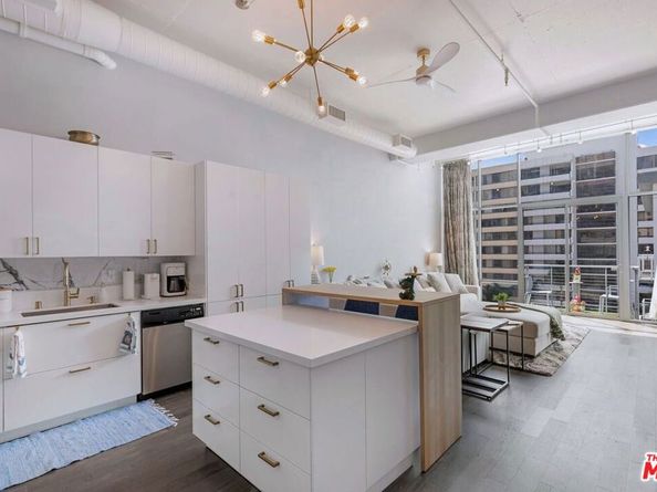 645 W 9th Street 740, Los Angeles CA 90015