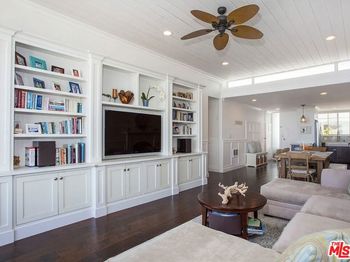 16601 Marquez Avenue