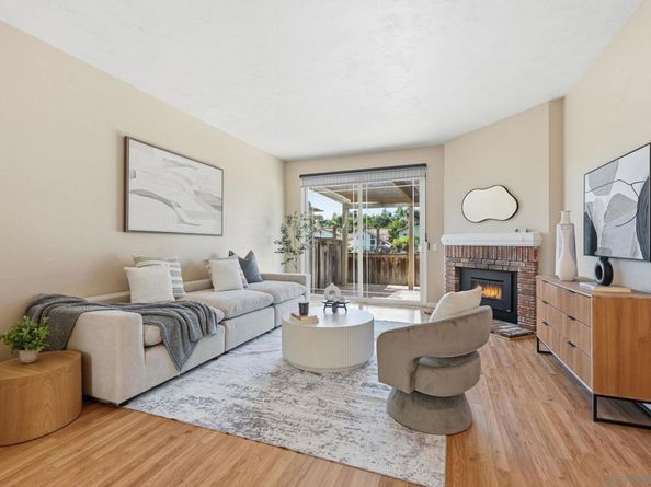 2591 Regent Rd, Carlsbad CA 92010