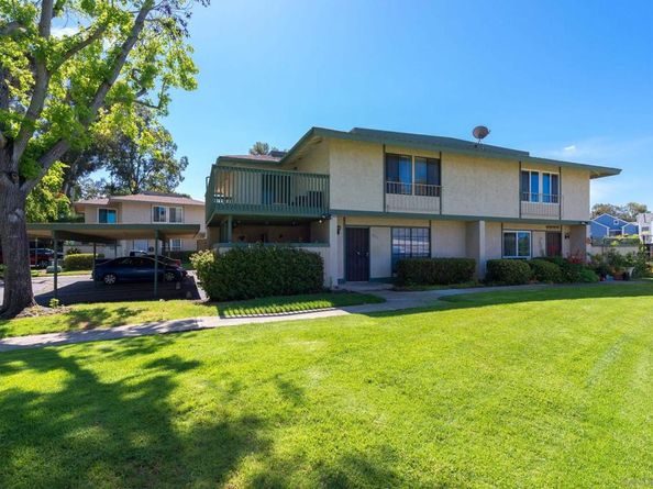 9533 Caminito Toga, San Diego CA 92126