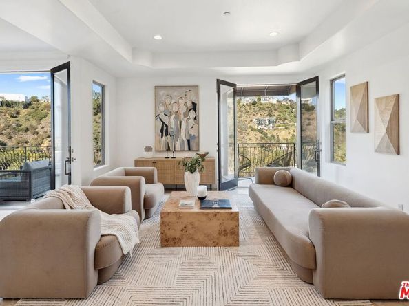 8031 Floral Avenue, Los Angeles CA 90046