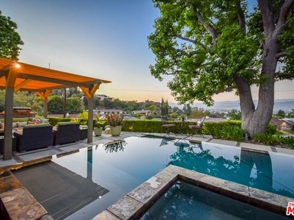 3540 WILLOWCREST Avenue, Studio City CA 91604