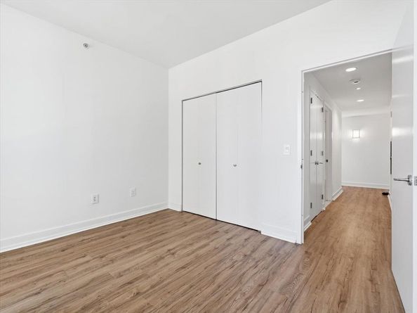 389 Washington St 7F, Jersey City NJ 07302