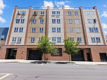 62 69th St
