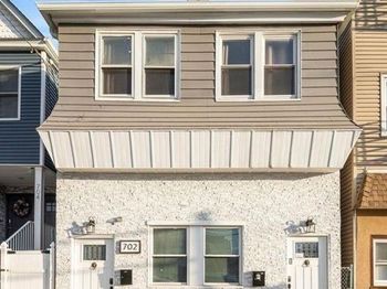702 Kennedy Blvd
