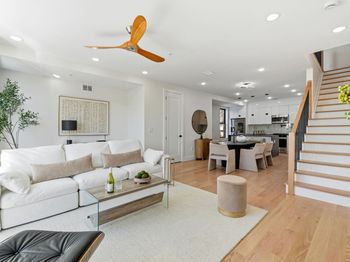 82 Pamrapo Ave