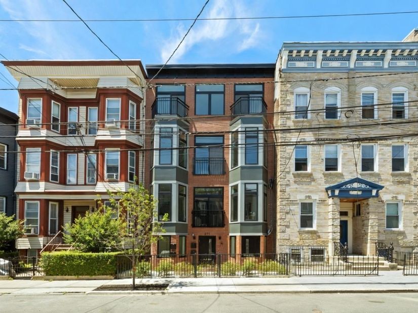 271 Webster Ave 1, Jersey City NJ 07307
