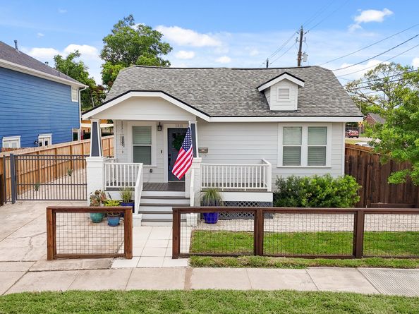 1311 Walton Street, Houston TX 77009