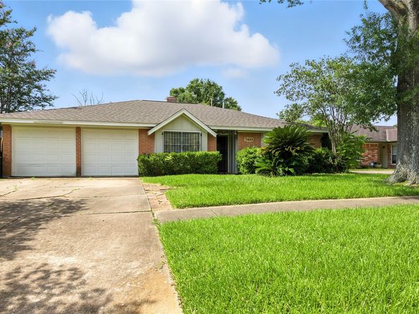 7323 Carew Street, Houston TX 77074