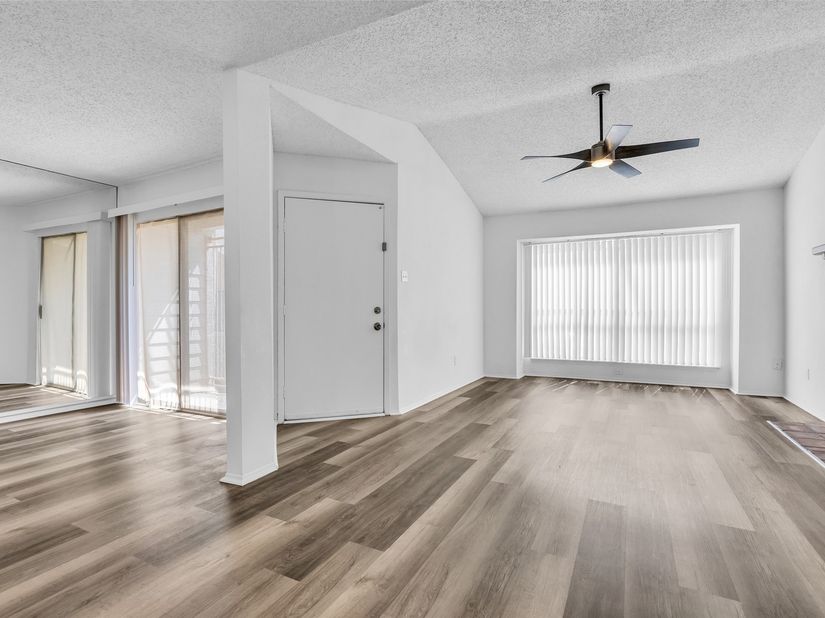 6701 Sands Point Dr Drive 78, Houston TX 77074