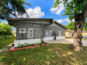 9113 Oak Knoll Lane