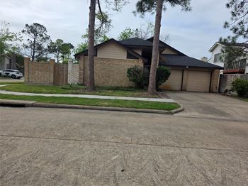 7803 La Rochelle Circle