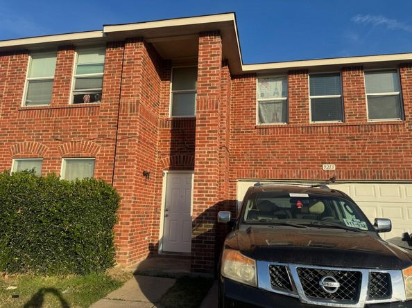 9213 Old Clydesdale Drive, Fort Worth TX 76123