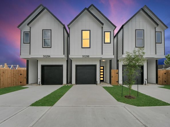 5029 Broom Street B, Houston TX 77091