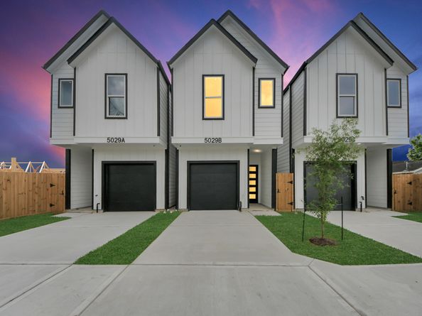 5029 Broom Street B, Houston TX 77091