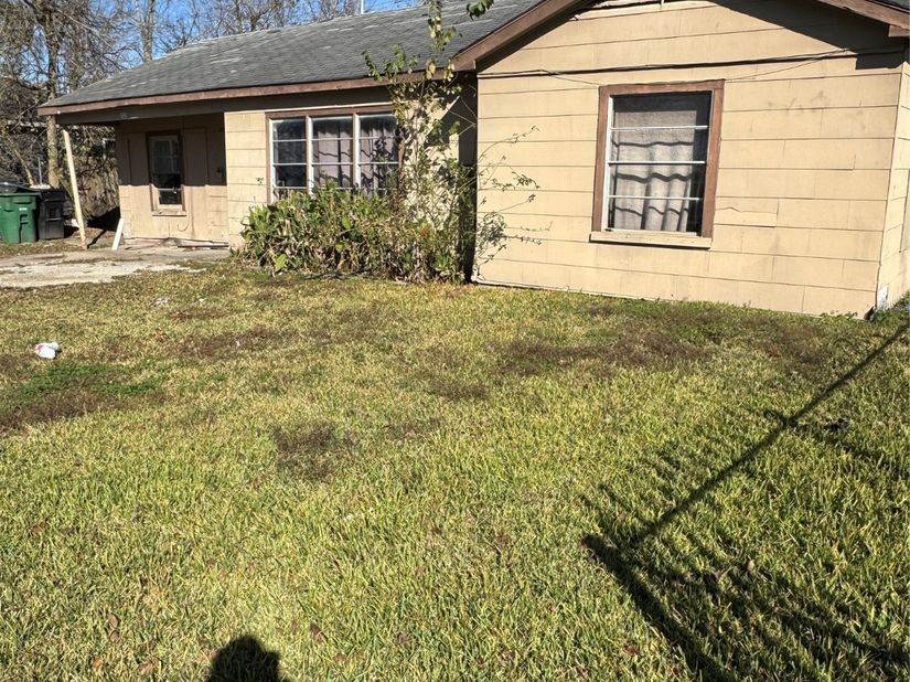 5325 Longmeadow Street, Houston TX 77033