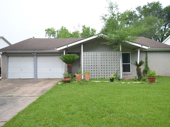 5834 Ludington Drive, Houston TX 77035
