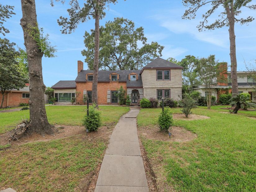 4119 Fernwood Drive, Houston TX 77021