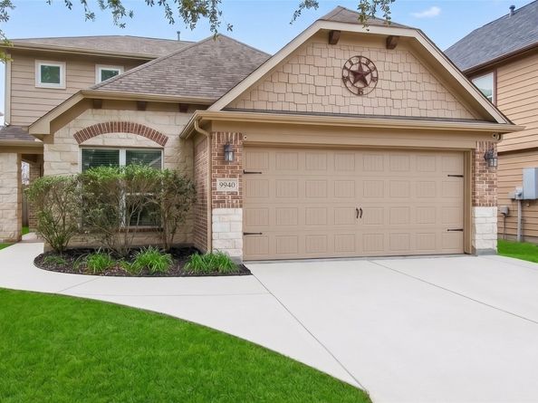 9940 Swallow Drive, Conroe TX 77385