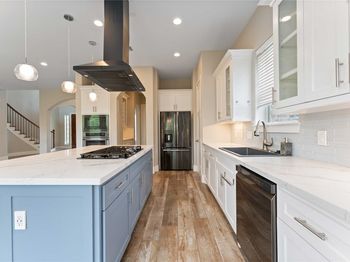 4310 Fernwood Drive