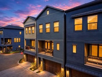 1806 Colonel Forbins Drive