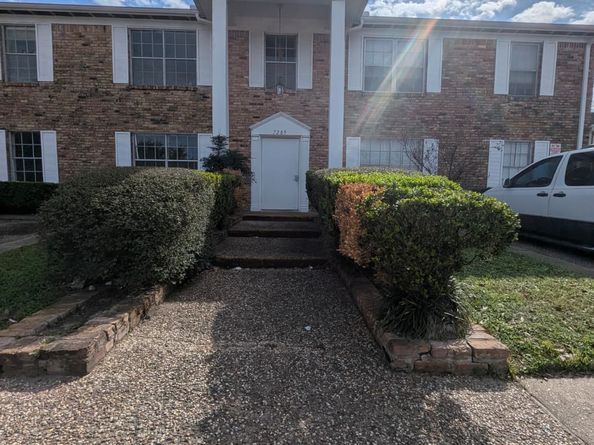 7209 Beechnut Street A, Houston TX 77074