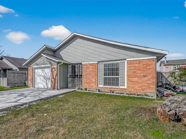 711 Blue Rock Court, Houston TX 77060